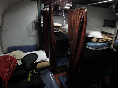 夜行列車で行くインド・ジャイプールの旅 (Gwl Udz Sup Exp)