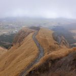 阿蘇 ラピュタの道（肥後街道石畳と絶景外輪山）