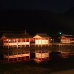 瀬戸内海の島めぐり　「世界遺産　宮島　厳島神社の夜景」