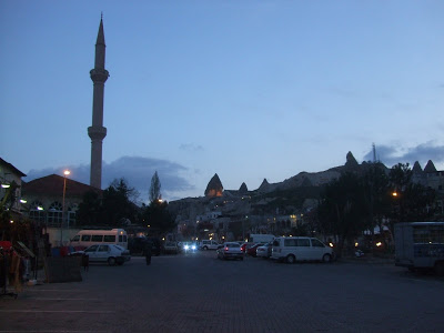 トルコの旅「イスラム寺院の祈りを呼びかけるエザーン」