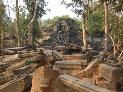 森に沈んだ寺院で探検気分「カンボジア　ベンメリア遺跡」